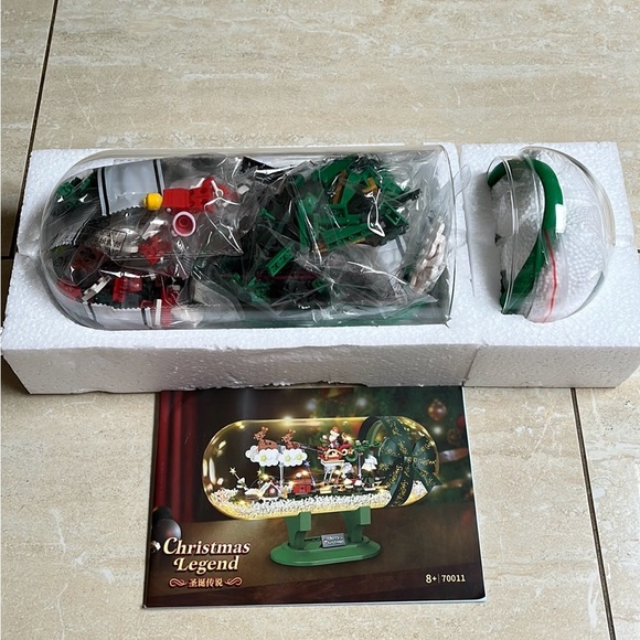 NIB Christmas Legend Building Blocks Kit, Santa Sleigh Collectible Display - Picture 12 of 12